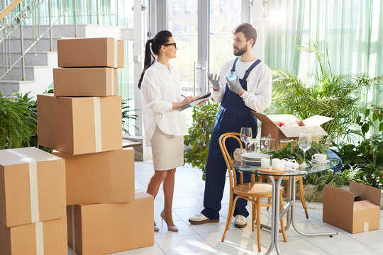 Why Hire Movers and Packers in Dubai
